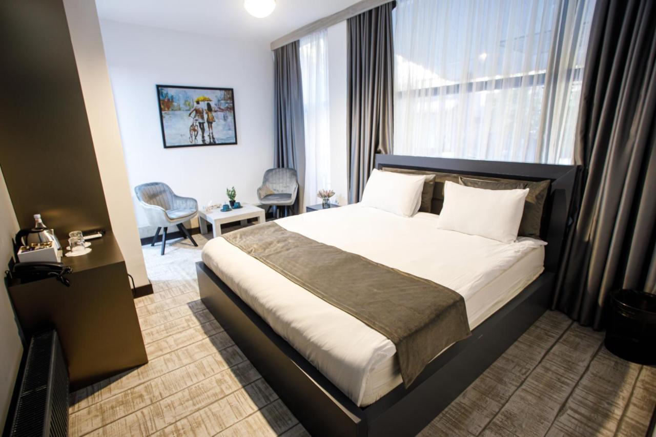 The Phoenix Boutique Hotel Yerevan Luaran gambar