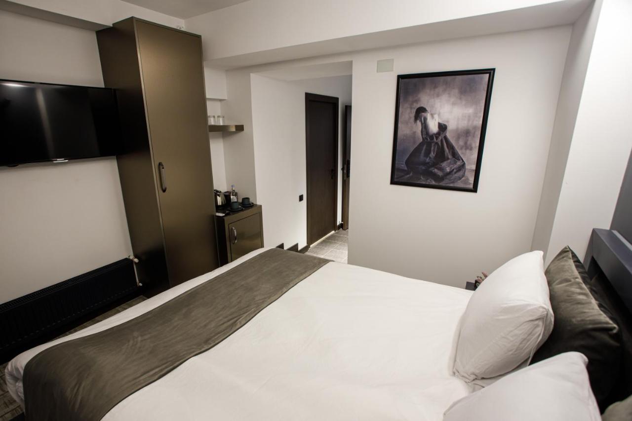 The Phoenix Boutique Hotel Yerevan Luaran gambar