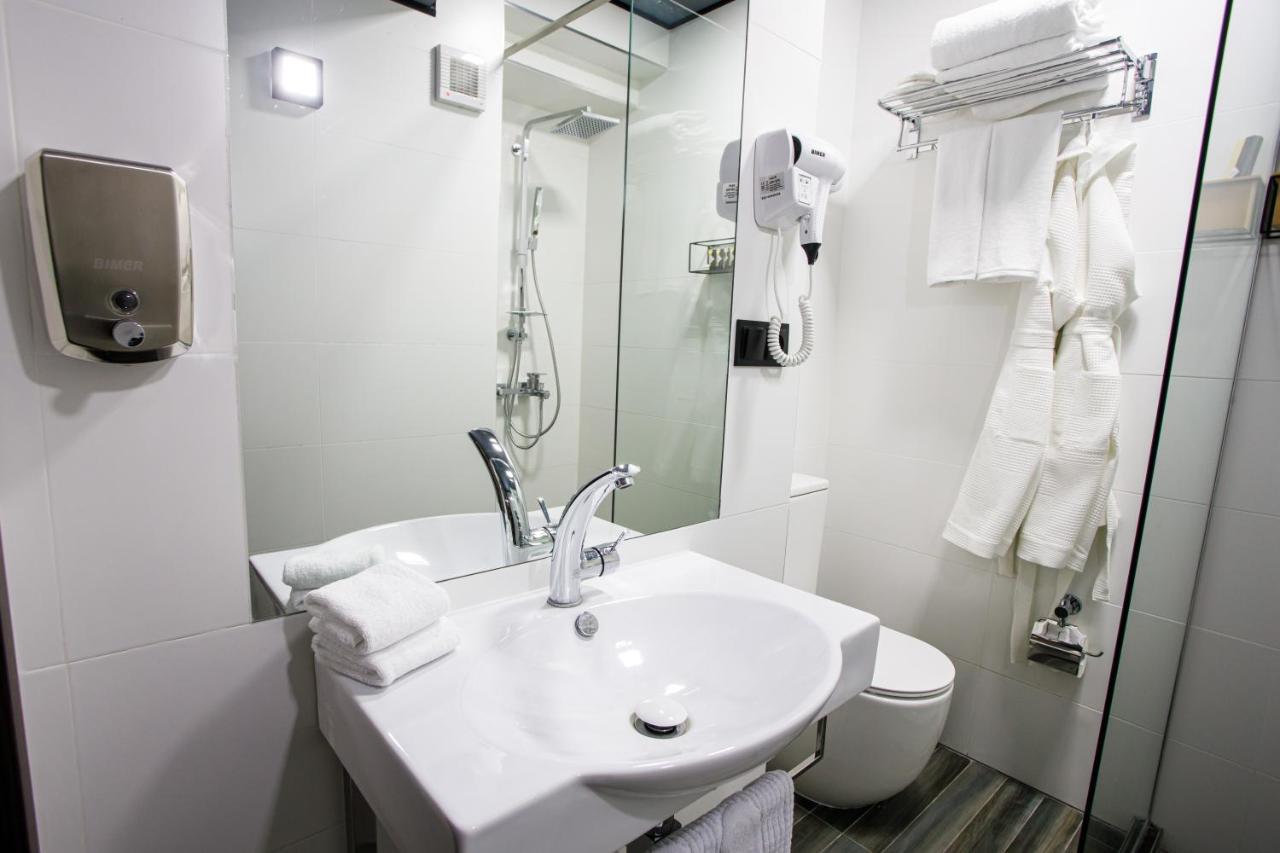 The Phoenix Boutique Hotel Yerevan Luaran gambar