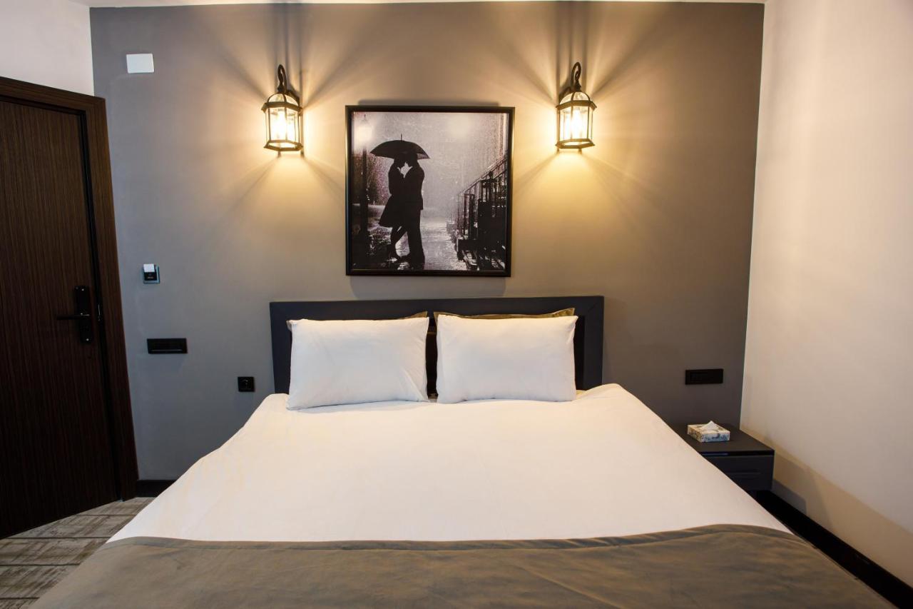 The Phoenix Boutique Hotel Yerevan Luaran gambar