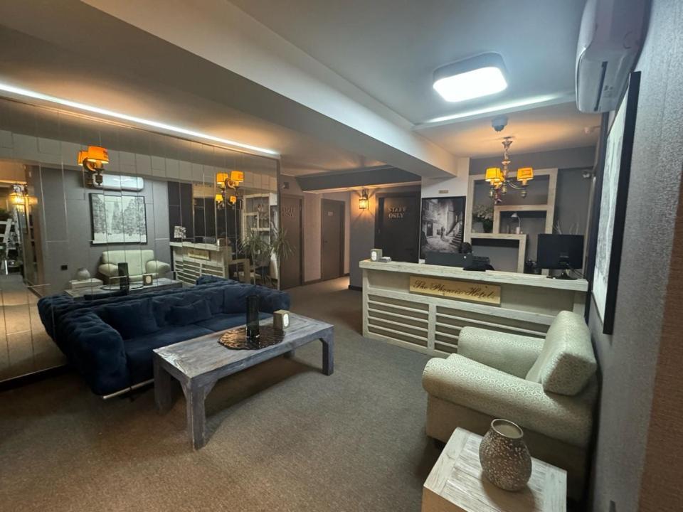 The Phoenix Boutique Hotel Yerevan Luaran gambar