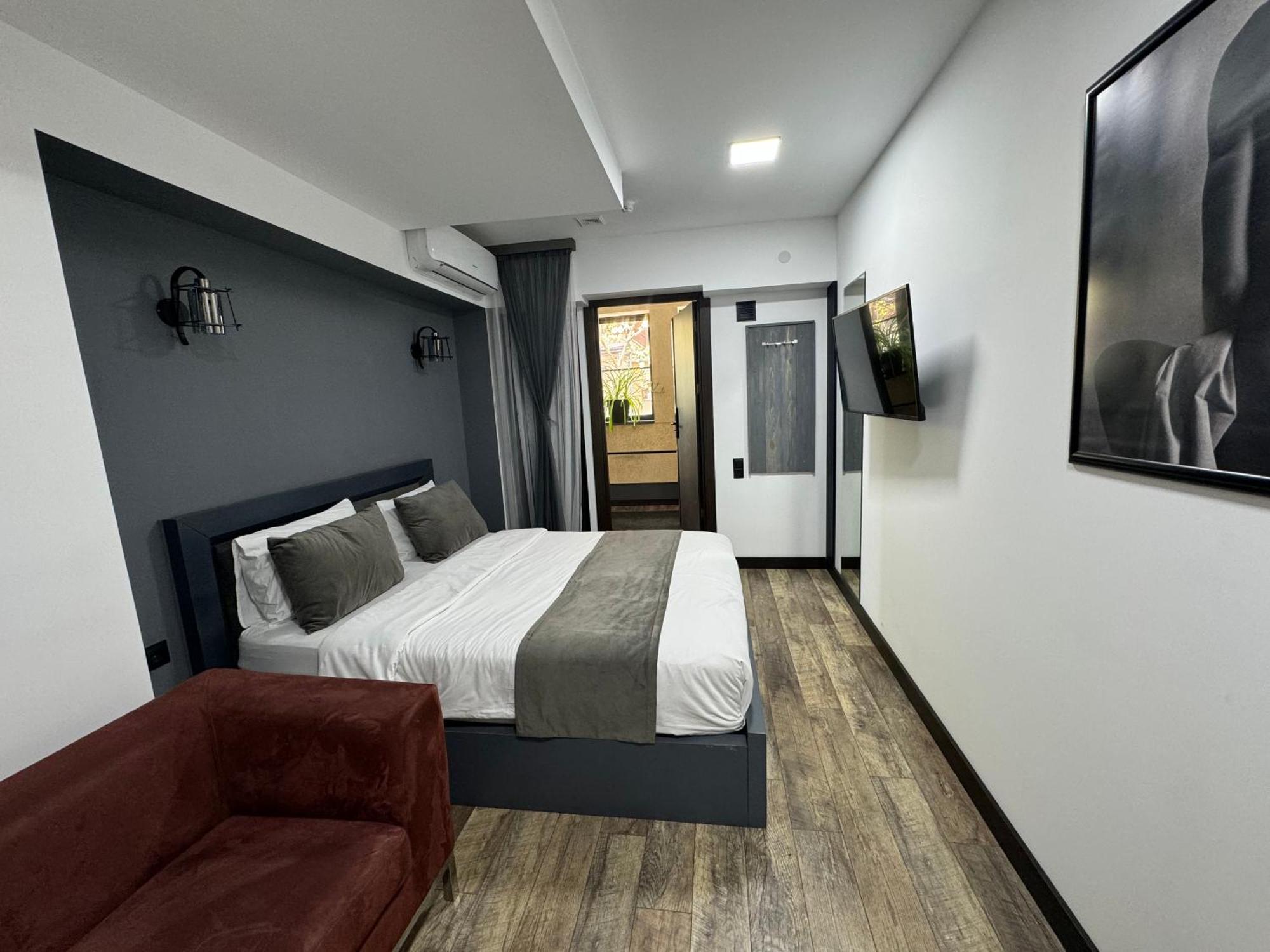 The Phoenix Boutique Hotel Yerevan Luaran gambar