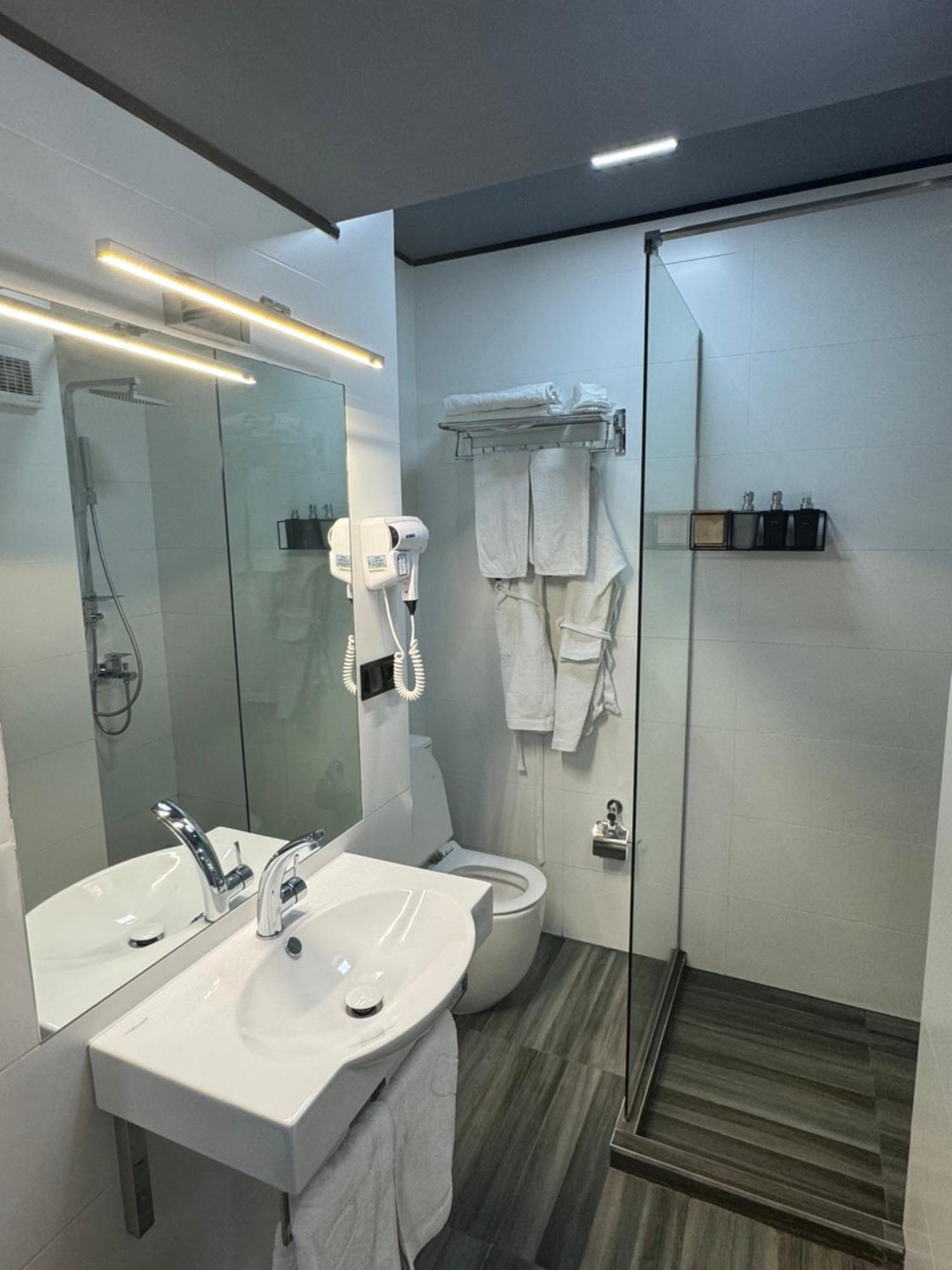 The Phoenix Boutique Hotel Yerevan Luaran gambar
