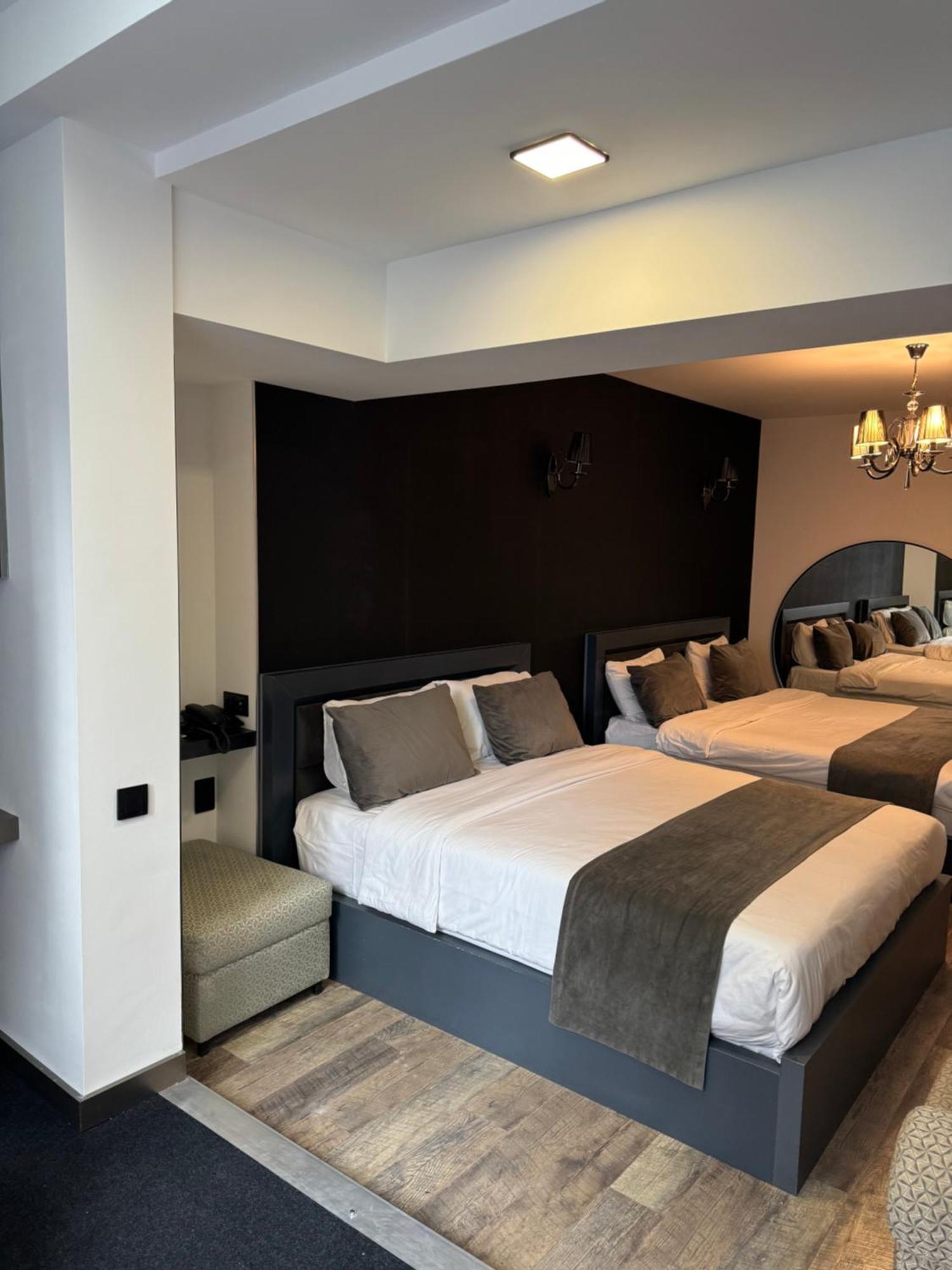 The Phoenix Boutique Hotel Yerevan Luaran gambar